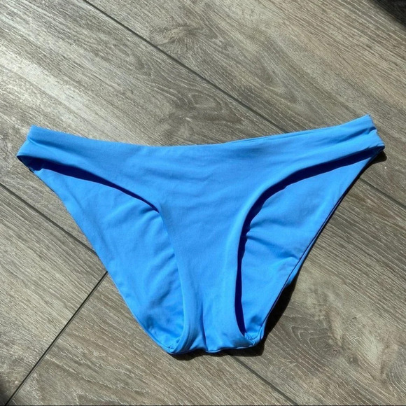 NWOT  Becca Fine Line Ribbed Bikini Bottoms - Picture 2 of 6